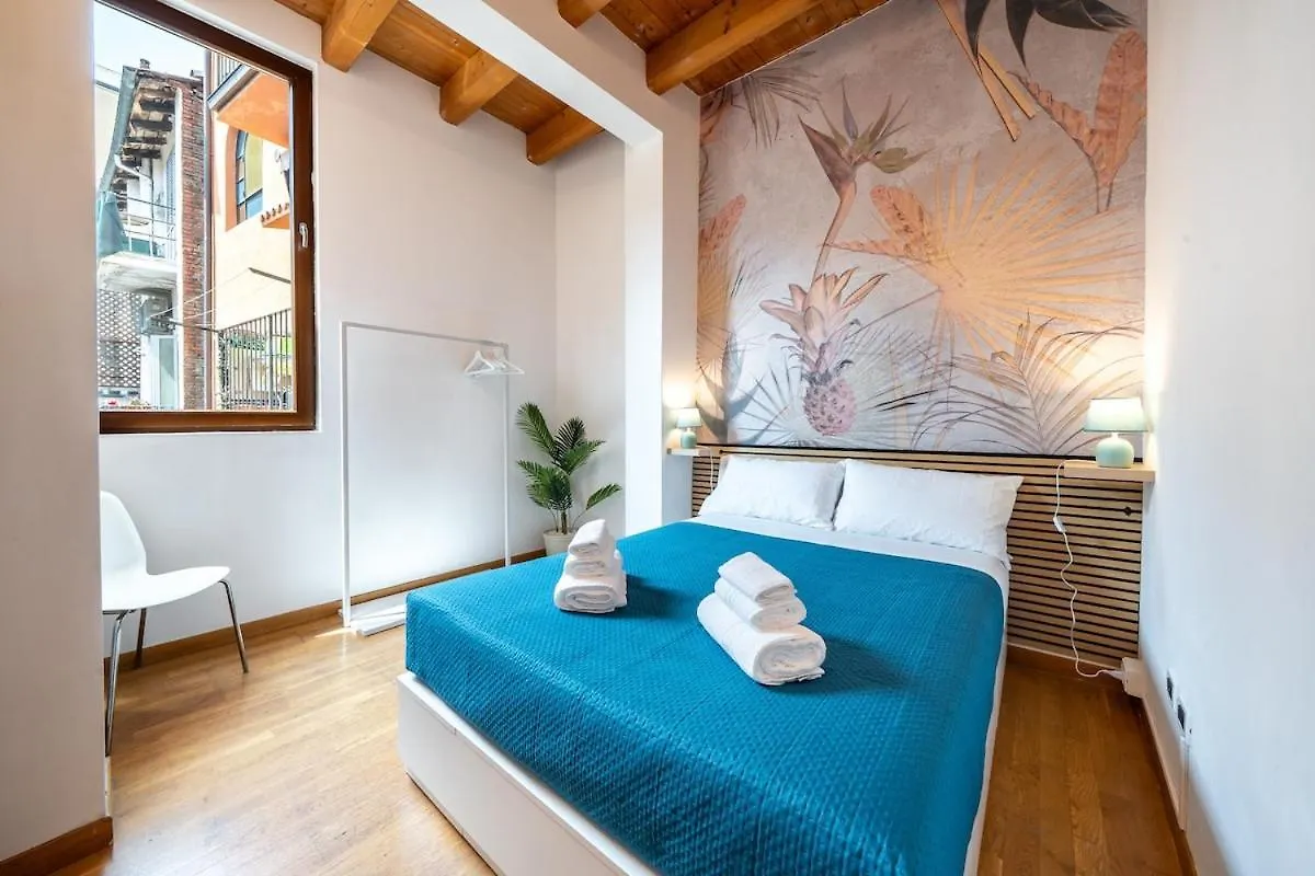 アパート ボローニャCharming House - 5 Minutes From Two Towersアパートメント イタリア